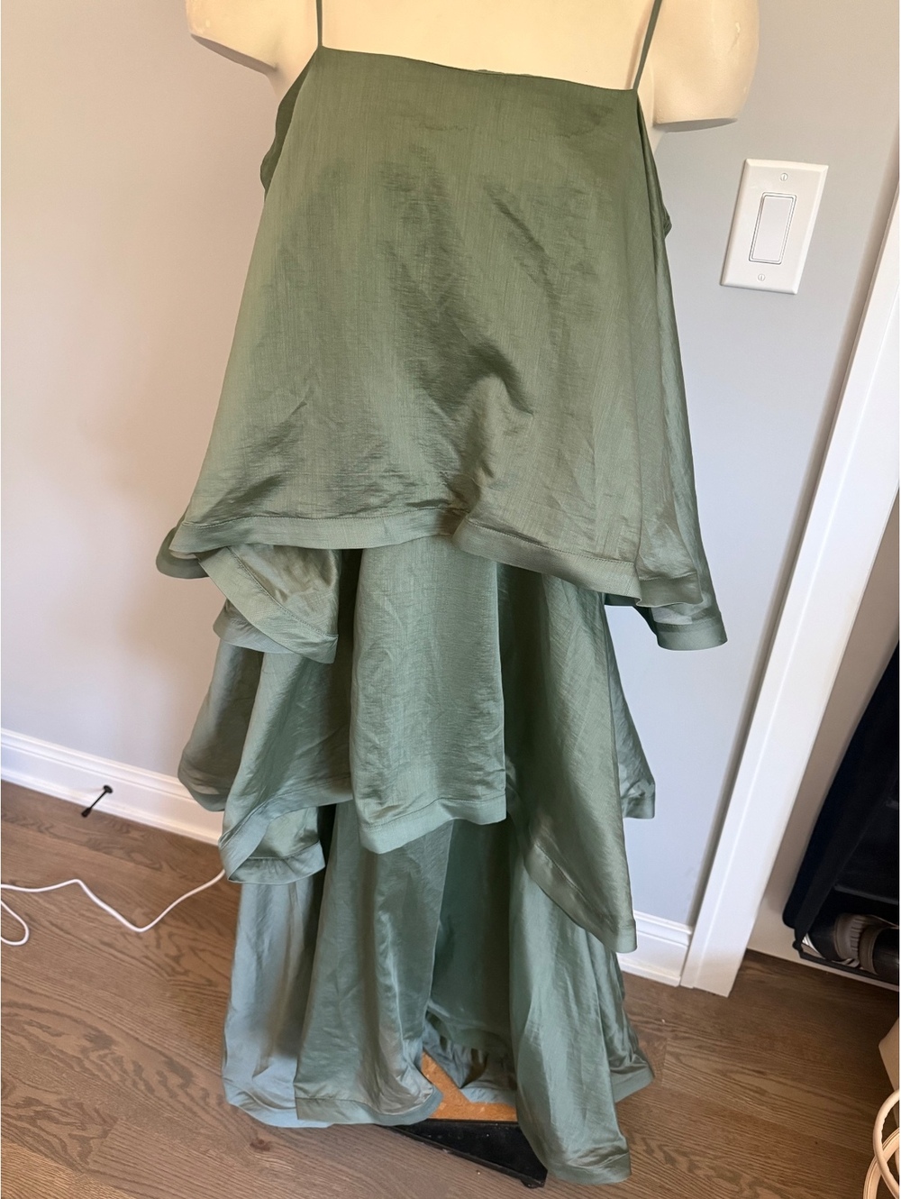 Elliatt Women's Olive Green Maxi Dress with Layered Flowy Design - Picture 3 of 9